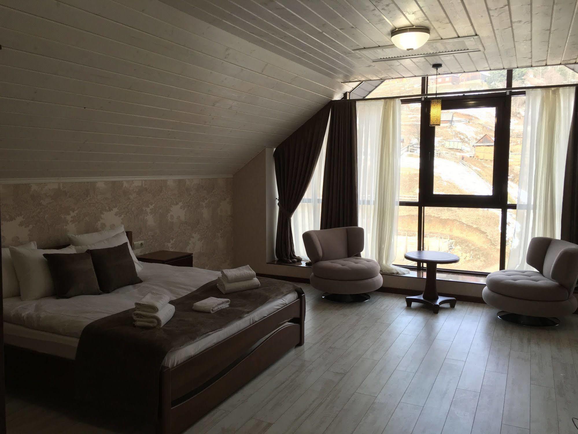 Carparosa Hotel Boekovel Buitenkant foto
